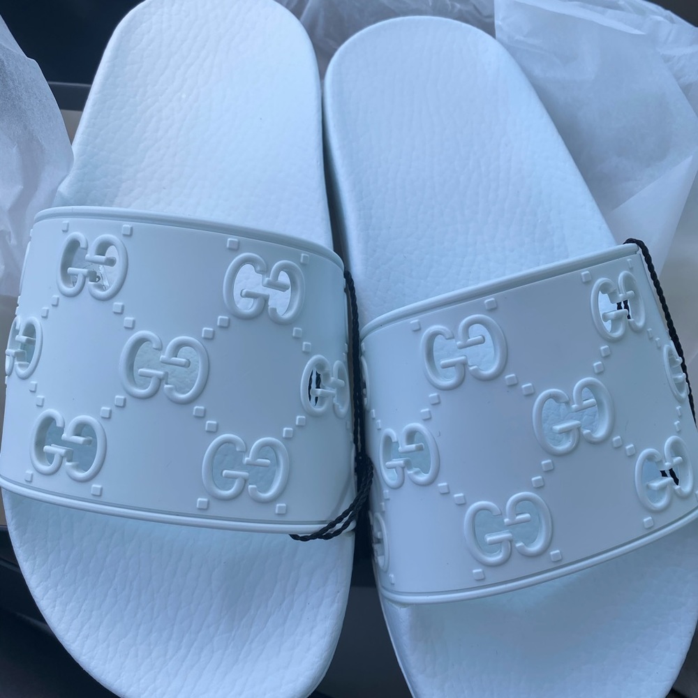 Gucc Slides GG